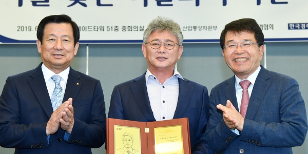 [Who Is ?] 김덕준 GST 회장