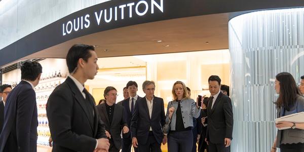 삼성전자 성과급이 한국에서 명품 수요 부른다, UBS 