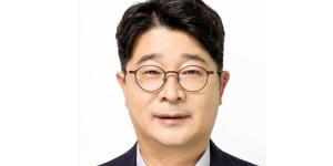 포스코퓨처엠 이르면 6월 중 LFP 양극재 시제품 생산, 엄기천 대형 공급처 발굴 사활 걸어 