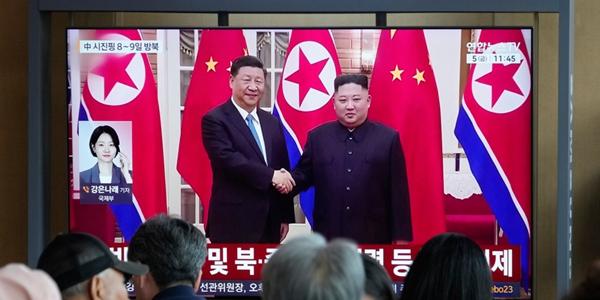 중국 시진핑 7년만에 북한 방문, 외신 