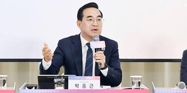 기획처장관 박홍근 '의무지출 10% 감축'에 시동, 70조 교육교부금이 첫 시험대