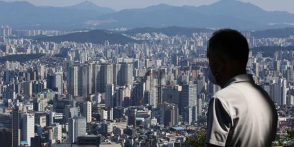 [부동산VIEW] 금리인상과 전셋값 상승 중 어느 쪽이 더 셀까, 집값 향방 좌우할 두 힘
