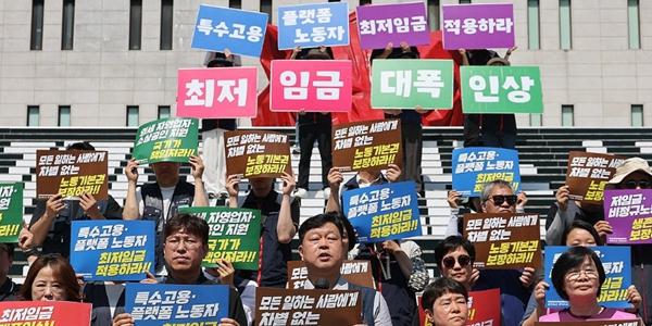 최저임금 '업종별 차등 적용' 논란 가열, 해외 사례 해석 두고도 극명하게 엇갈려