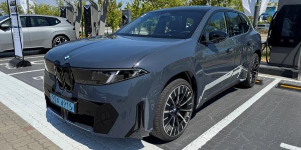 [시승기] BMW 새 전기 SUV 'iX3', '프리미엄 전기차란 이런 것' 이정표 세운다