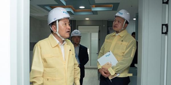HUG 사장 된 뒤 현장 자주 찾는 최인호, 경영평가 수직상승 딛고 주택공급 확대 온힘 