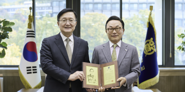 [Who Is ?] 박현주 미래에셋그룹 회장 