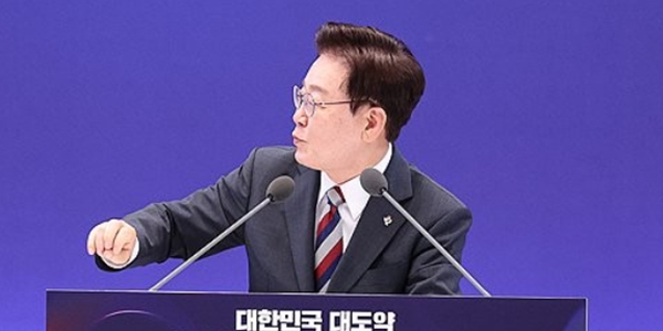 생성형AI는 늦었지만 피지컬AI는 잡는다, <a href='https://www.businesspost.co.kr/BP?command=article_view&num=441001' class='human_link' style='text-decoration:underline' target='_blank'>이재명</a> 정부 '3년 골든타임' 승부수