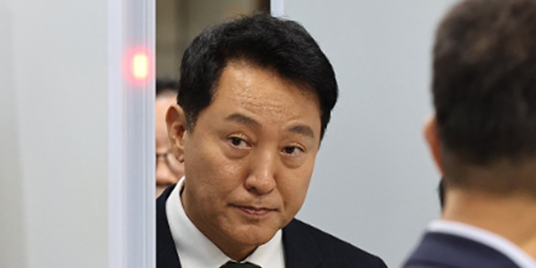 서울시장 오세훈 '여론조사비 대납' 1심 벌금 1천만 원, 확정되면 시장직 상실
