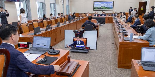 탄소중립기본법 개정안 '온실가스 감축 범위형 목표' 놓고 비판 나와, 기후단체 