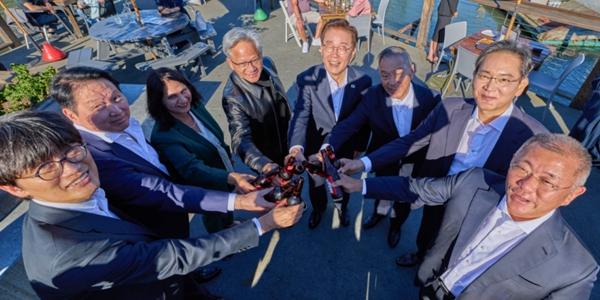 9500억 달러 'AI 동맹' 맺은 이재명, '넥스트 삼성' 육성으로 실행력 높인다