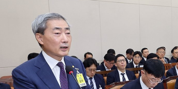 한은 총재 신현송 