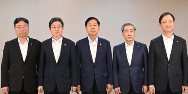 코스피 5천선도 위험, 삼성전자 SK하이닉스 레버리지 '뒷북 대책'에 논란 커져 