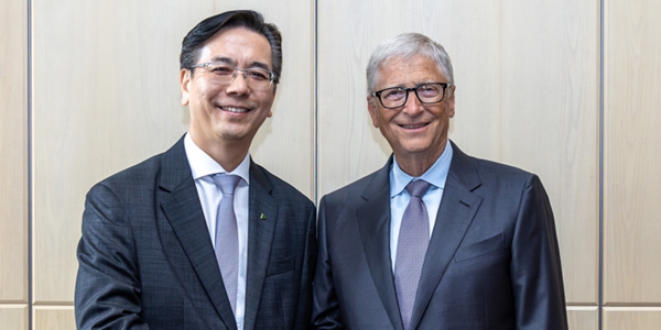 [오늘Who] 현대건설 테라파워 원전 EPC도 우선권 확보, <a href='https://www.businesspost.co.kr/BP?command=article_view&num=426312' class='human_link' style='text-decoration:underline' target='_blank'>이한우</a> 합종연횡으로 원전 우군 확대