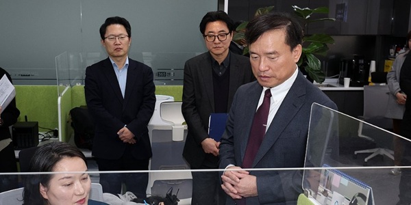 [Who Is ?] 김종철 방송미디어통신위원회 위원장 