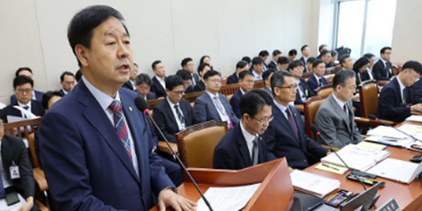 정부 보유 국책은행 지분·물납주식 20조 규모 '전략형 국부펀드'로, AI·반도체 투자 '실탄' 만든다