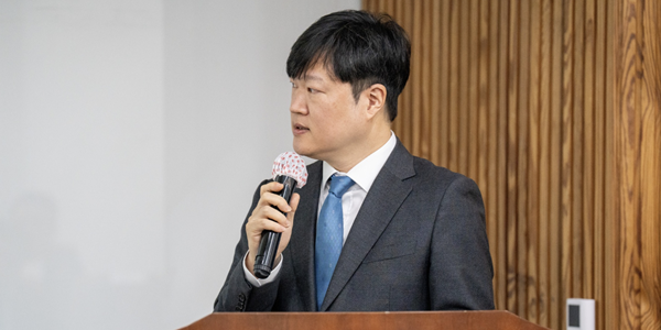 [Who Is ?] 허제홍 엘앤에프 대표이사