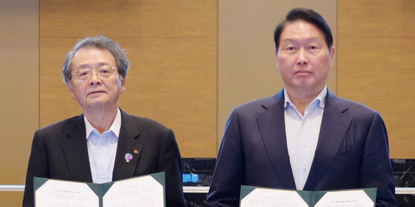 대한상의 <a href='https://www.businesspost.co.kr/BP?command=article_view&num=440576' class='human_link' style='text-decoration:underline' target='_blank'>최태원</a> "한일 경제공동체로 가야", 청년·AI·미래산업 협력 제안