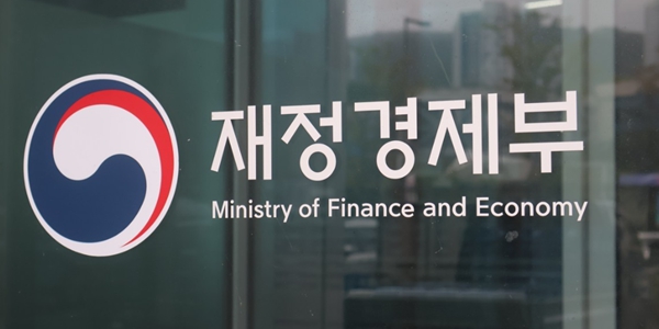 [데스크리포트 9월] 시장 신뢰 흔드는 '국고채 발행 일정 계획 변경' 한 번으로 족하다