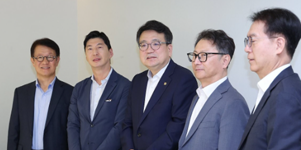 국제유가 '고유가 장기화' 가능성, 정부는 최고가격제 반년에 '손실보전 수조 정산' 시험대