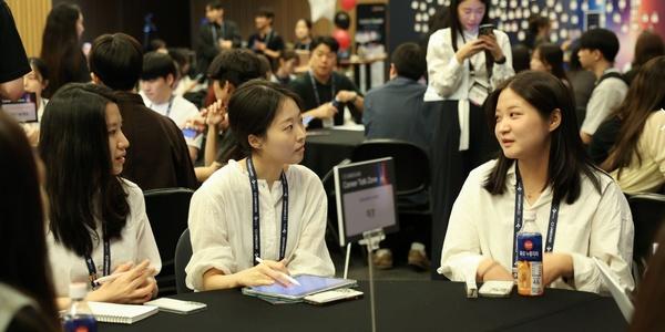 CJ제일제당 신입사원 채용 콘퍼런스 열어, "대면 소통과 직무 경험의 장"