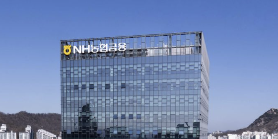 NH농협금융 계열사 건강증진형 상품 5종 선보여, 금리 혜택·보험료 할인 연계