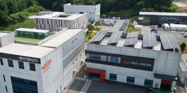HLB 주가 장중 상한가, 담관암 치료제 미국 식품의약국 허가에 그룹주도 강세 