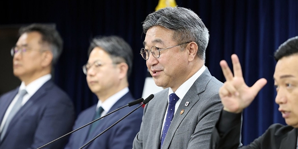 수도권 행정기관 44곳 세종 이전 추진, 금융위 등 27곳 내년 우선 이전