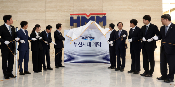 이재명 부산 이전 HMM 본사 방문, 직원 격려하고 정착 애로사항 살펴