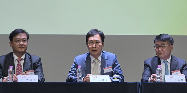 [오늘Who] HLB 진양곤 '리픽투' 미국 판매 도전장, 글로벌 100대 제약사 속도 높인다