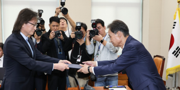  공정위 조사권 강화 위해 거부 때 '매출 1% 과징금' 추진, 쿠팡 거부 논란에 민주당 결단 내리나