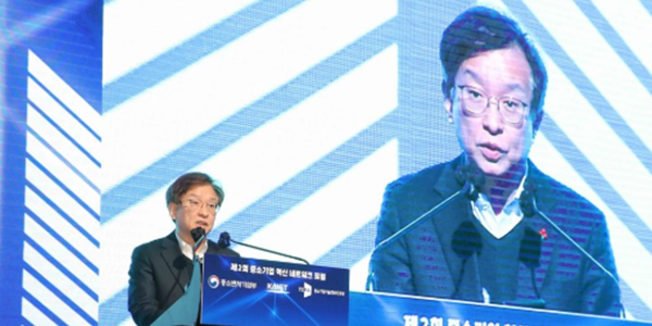 [Who Is ?] 권칠승 더불어민주당 정책위원회 의장