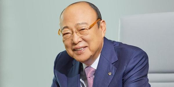 한화 회장 김승연 창립 74주년 맞아, "냉혹한 현실 직시해 100년 한화 준비"