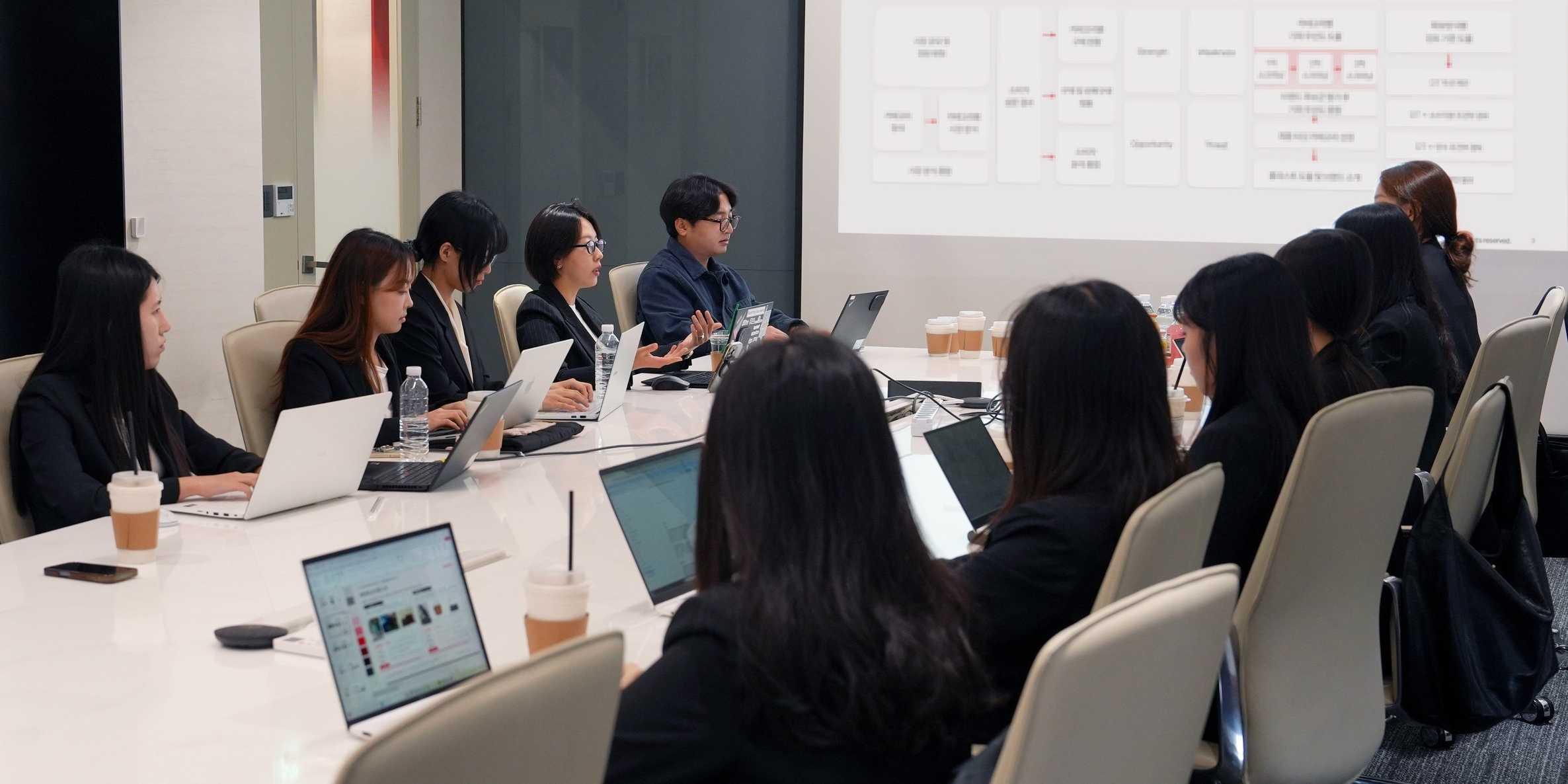 미스토홀딩스 이화여대 학생들과 산학협력 프로젝트, 새 브랜드 운영 전략 제안 받아