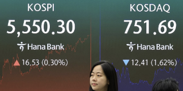 코스피 '미국 AI주 강세'에 장중 4%대 상승 5700선, 코스닥도 3%대 올라 