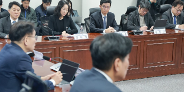 여야 '가상자산 과세 유예' 논의 가열, 민주당 "유예 결정하면 11월 말 처리" 국힘 "아직 제도 미비"